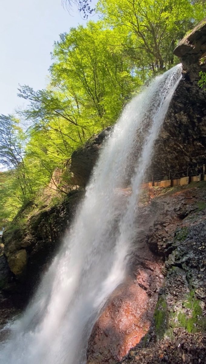 雷滝（裏見の滝）